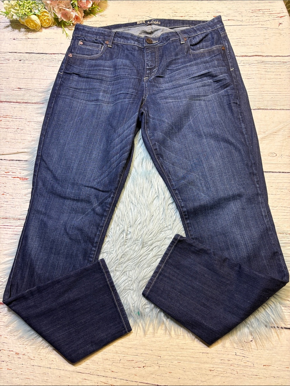 Kut from the Kloth Dark Wash Straight Leg Jeans sz 16W